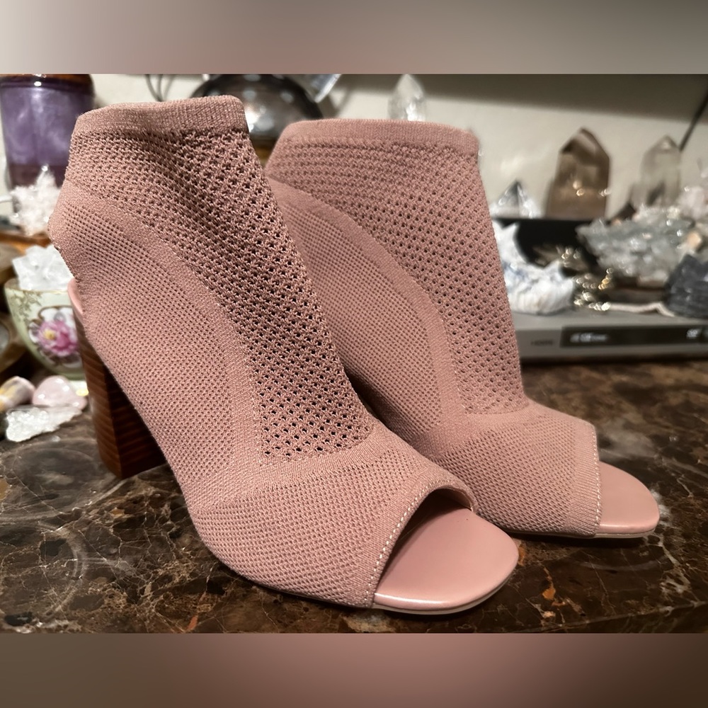 Steve by Steve Madden stretch fabric wooden heels